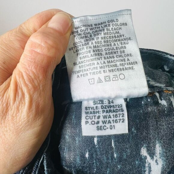 Joe’s Jeans Rocker Cutoff Denim Shorts Sz 24 - Picture 8 of 8